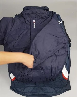 Фотография  262 - Куртки СПОРТ СТОК дети#10 кг , Лот№ 2641 оптом в Майкопе и Адыгее