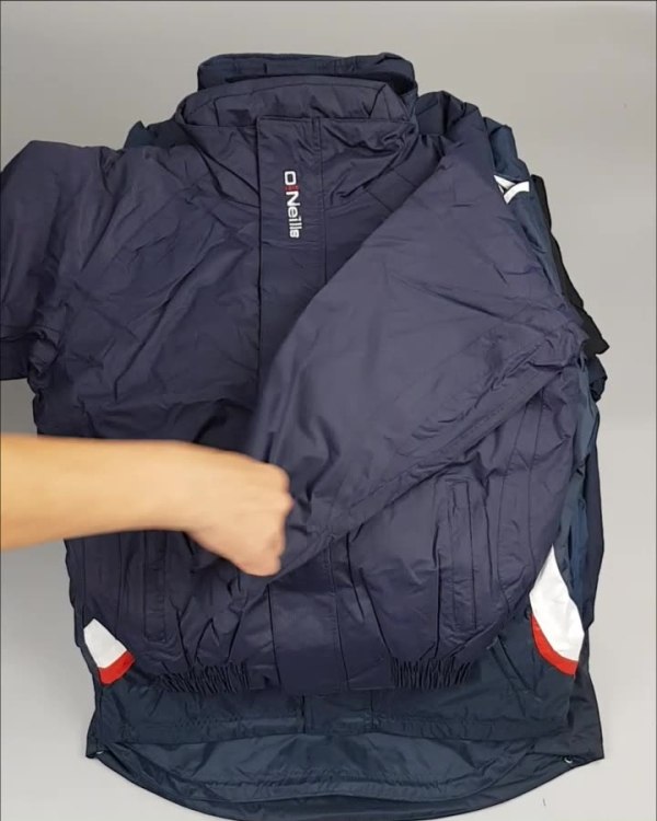 Фотография  615 - Куртки СПОРТ СТОК дети#10 кг , Лот№ 2641 оптом в Майкопе и Адыгее