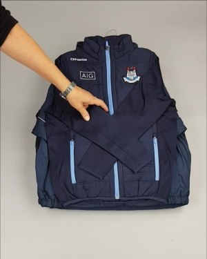 Фотография  965 - Куртки СПОРТ СТОК дети#10 кг , Лот№ 2642 оптом в Майкопе и Адыгее