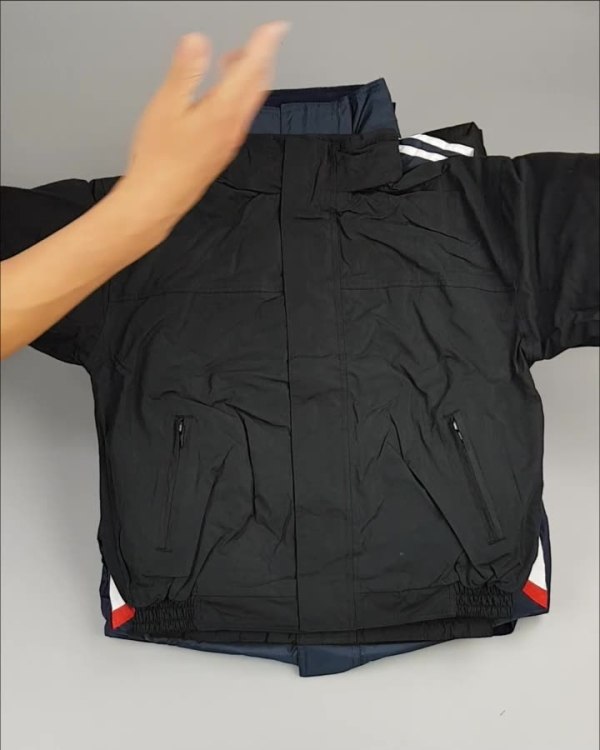 Фотография  968 - Куртки СПОРТ СТОК дети#10 кг , Лот№ 2643 оптом в Майкопе и Адыгее