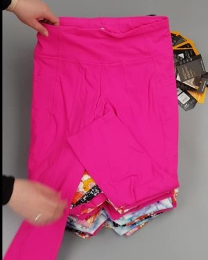 Фотография  330 - Легинсы AVIA (Ladies leggings)#8 кг, ЛОТ №4046 оптом в Майкопе и Адыгее