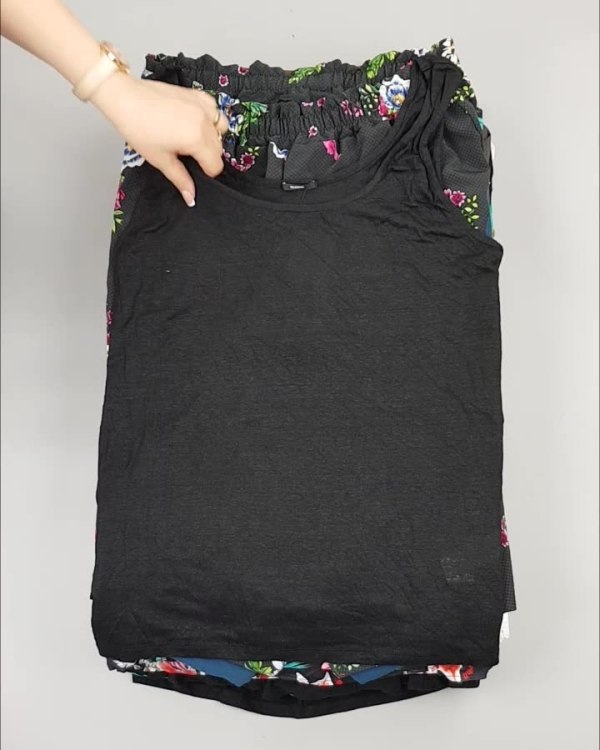 Фотография  649 - Летний микс CALZEDONIA, 50 шт, ЛОТ №4073 оптом в Майкопе и Адыгее