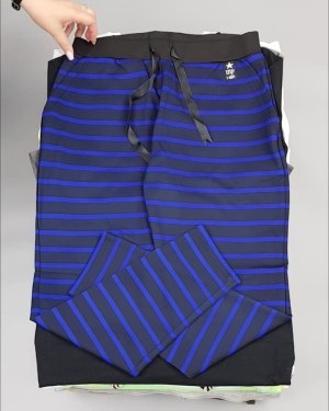 Фотография  925 - CIRCUS mix #11,8 кг, ЛОТ №4284 оптом в Майкопе и Адыгее