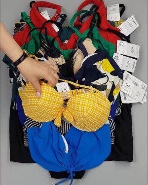 Фотография  652 - Купальники Chantelle#30 шт, ЛОТ №4410 оптом в Майкопе и Адыгее