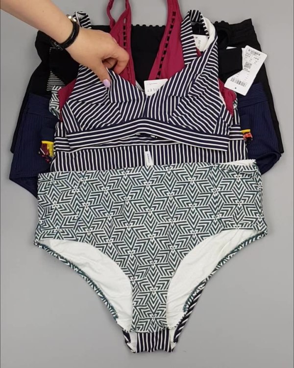 Фотография  464 - Купальники Chantelle#23 шт, ЛОТ №4412 оптом в Майкопе и Адыгее