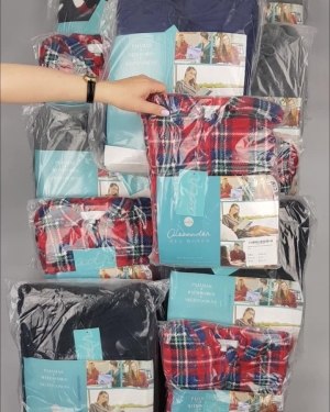 Фотография 649 - Халаты, комбинезоны (семейный) СТОК CAN#10 кг, ЛОТ №4451 оптом в Майкопе и Адыгее