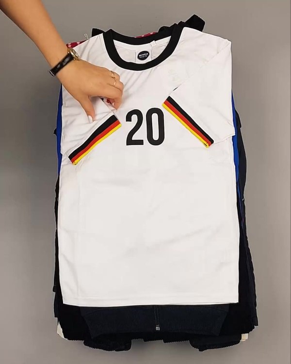 Фотография  606 - BRAND STOCK Kids Winter#10 кг, ЛОТ №4813 оптом в Майкопе и Адыгее