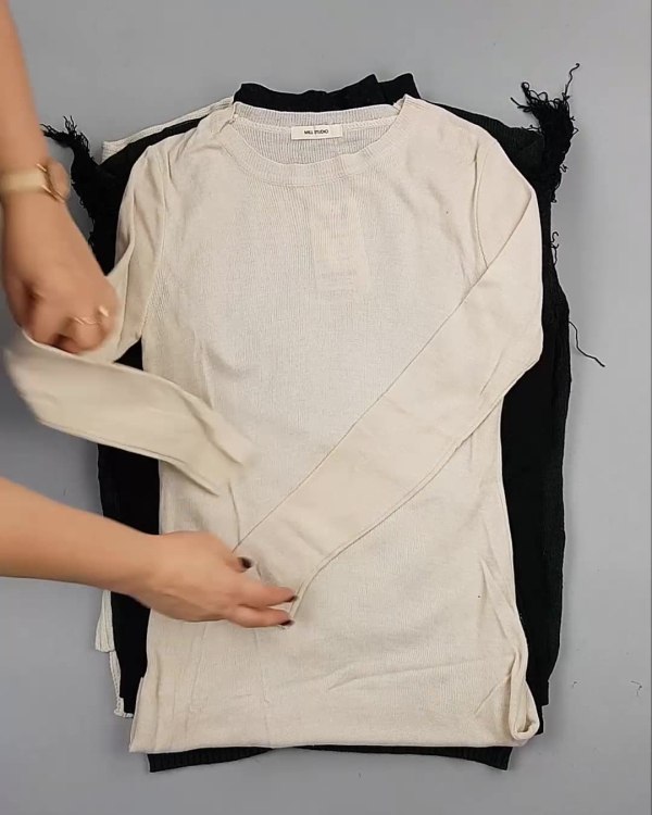 Фотография  608 - Джемпера Корея#20 шт, ЛОТ №5055 оптом в Майкопе и Адыгее