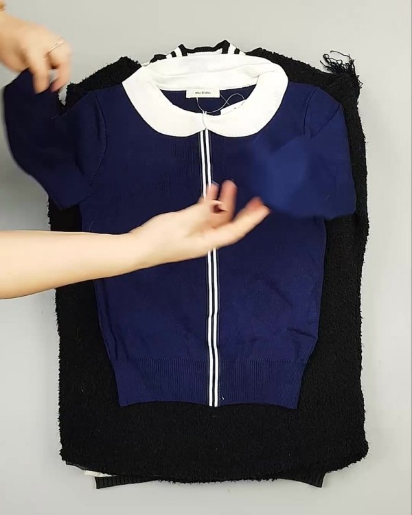 Фотография  945 - Джемпера Корея#20 шт, ЛОТ №5055 оптом в Майкопе и Адыгее