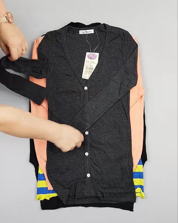 Фотография  223 - Джемпера легкие Корея#20 шт, ЛОТ №5081 оптом в Майкопе и Адыгее