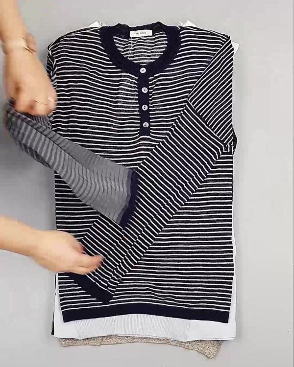 Фотография  755 - Джемпера легкие Корея#20 шт, ЛОТ №5083 оптом в Майкопе и Адыгее