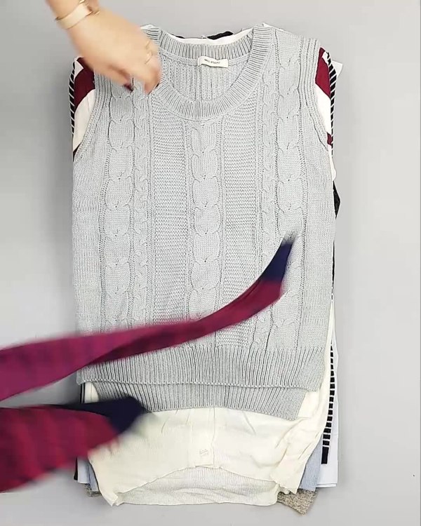 Фотография  294 - Джемпера легкие Корея#20 шт, ЛОТ №5083 оптом в Майкопе и Адыгее