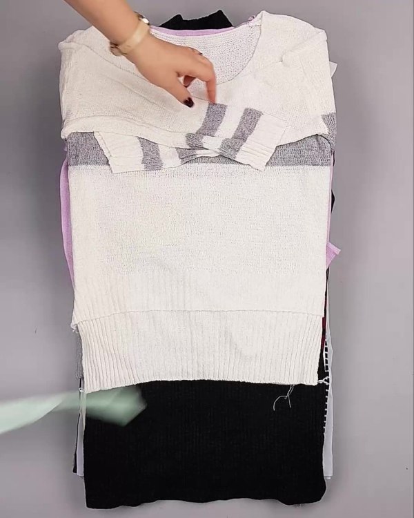 Фотография  832 - Джемпера легкие Корея#20 шт, ЛОТ №5083 оптом в Майкопе и Адыгее