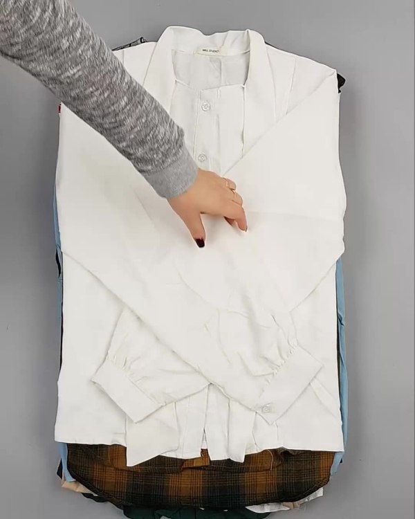 Фотография  796 - Блузки Корея#20 шт, ЛОТ №5622 оптом в Майкопе и Адыгее