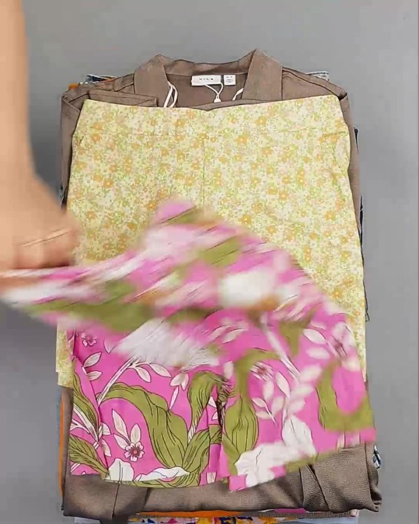 Фотография  129 - BESTSELLER WOMEN Summer mix#15 кг, ЛОТ №6019 оптом в Майкопе и Адыгее