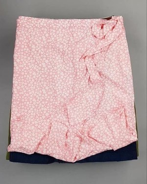 Фотография  445 - Юбки Bestseller 44#5 кг, ЛОТ №6119 оптом в Майкопе и Адыгее