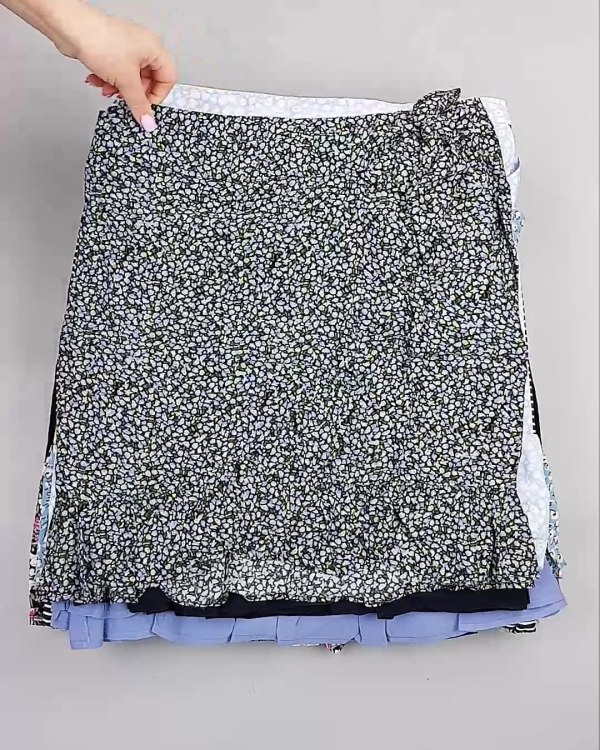 Фотография  751 - Юбки Bestseller 44#5 кг, ЛОТ №6121 оптом в Майкопе и Адыгее