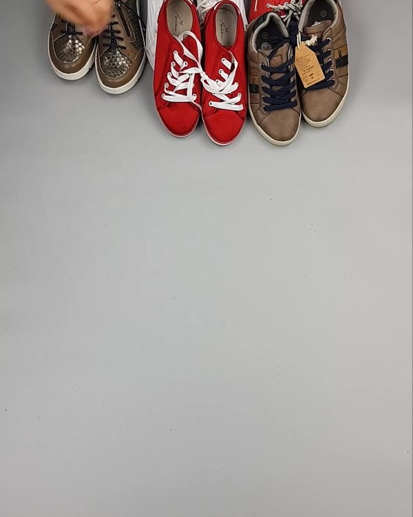 Фотография  291 - Обувь СТОК дети лето#15,7 кг, ЛОТ №6188 оптом в Майкопе и Адыгее