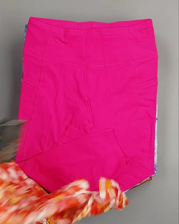 Фотография  995 - Легинсы AVIA (Ladies leggings)#9 кг, ЛОТ №6305 оптом в Майкопе и Адыгее