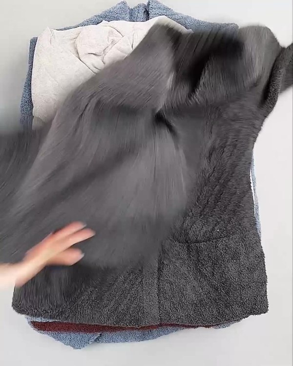 Фотография  304 - Кардиганы СТОК CAN#10 кг, ЛОТ №6474 оптом в Майкопе и Адыгее