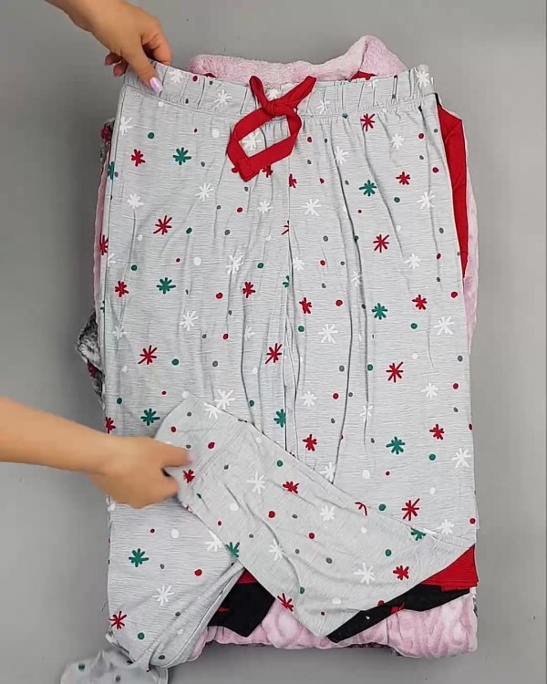 Фотография  835 - Домашняя одежда CAN#10 кг, ЛОТ №6482 оптом в Майкопе и Адыгее