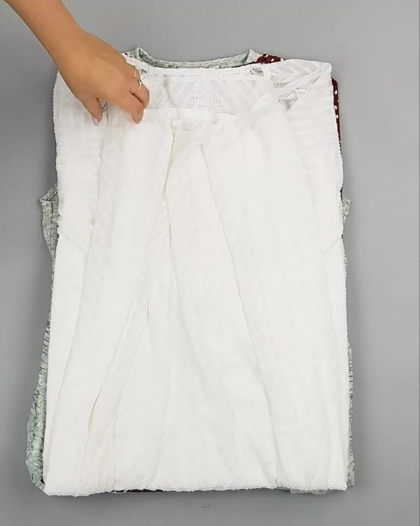 Фотография  664 - Платья Bestseller 44#5 кг, ЛОТ №6537 оптом в Майкопе и Адыгее