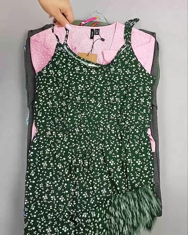 Фотография  577 - Платья Bestseller 44#5 кг, ЛОТ №6538 оптом в Майкопе и Адыгее