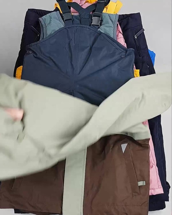 Фотография  824 - Верхняя одежда TCM kids 074#7 кг, ЛОТ №6678 оптом в Майкопе и Адыгее