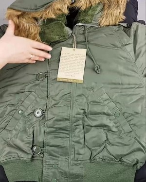 Фотография 345 - Верхняя одежда Англия СТОК #10 кг, ЛОТ №6727 оптом в Майкопе и Адыгее