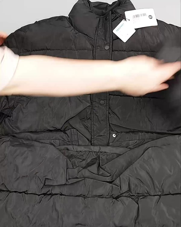 Фотография  549 - Верхняя одежда Англия СТОК #10 кг, ЛОТ №6729 оптом в Майкопе и Адыгее