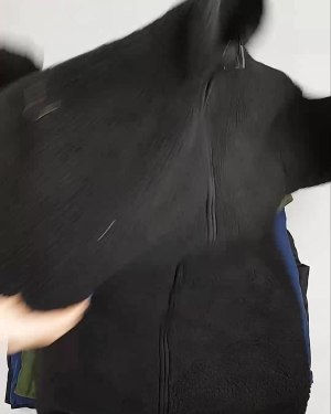 Фотография  785 - Верхняя одежда Дания#10,1 кг ЛОТ №6909 оптом в Майкопе и Адыгее