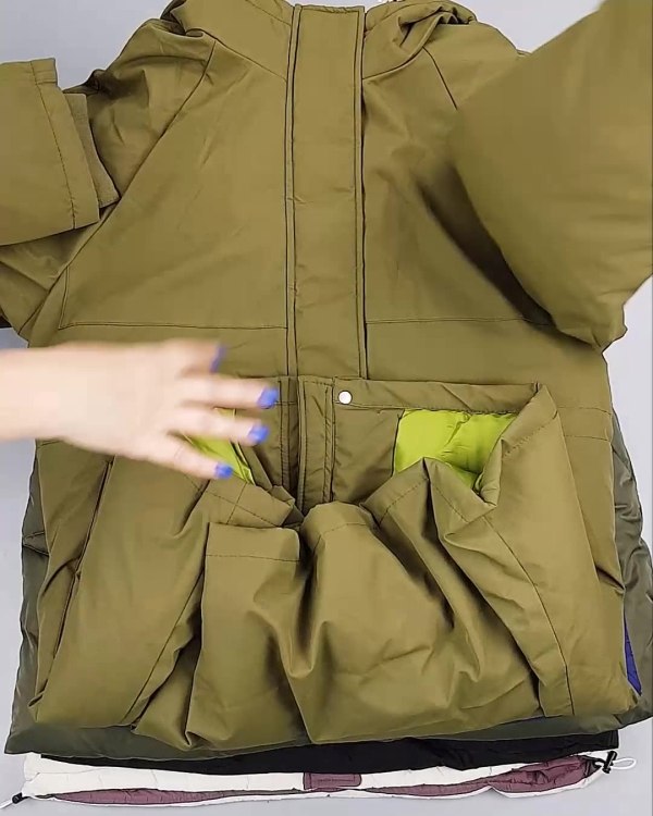 Фотография  708 - Верхняя одежда Дания#10,1 кг ЛОТ №6909 оптом в Майкопе и Адыгее