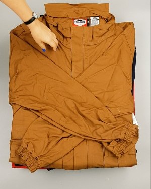 Фотография  843 - Ветровки CAN 084#10 кг, ЛОТ №6940 оптом в Майкопе и Адыгее