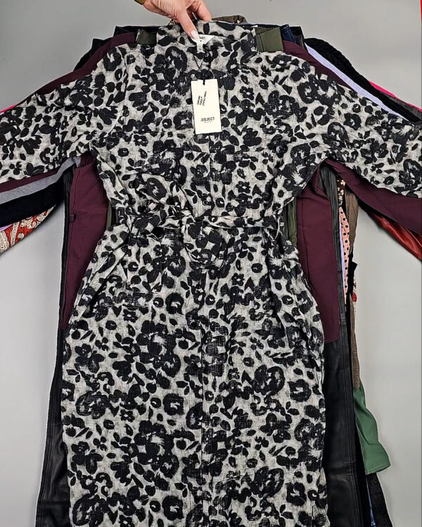 Фотография  386 - ДАНИЯ Winter mix 24#15 кг, ЛОТ СТ-10086 оптом в Майкопе и Адыгее