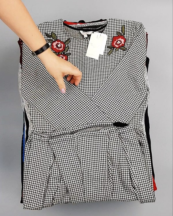 Фотография  742 - Cream Платья Winter#25 кг оптом в Майкопе и Адыгее