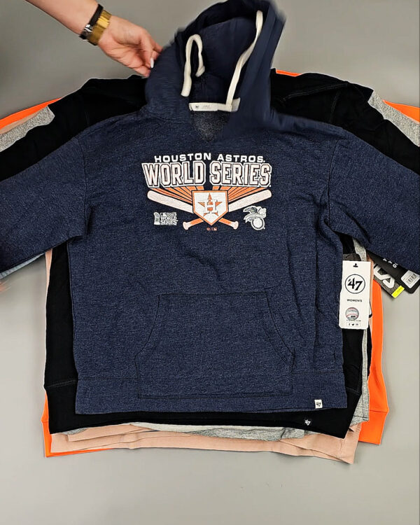 Фотография  872 - Толстовки СТОК CAN 0424#10 кг, ЛОТ СТ-10140 оптом в Майкопе и Адыгее