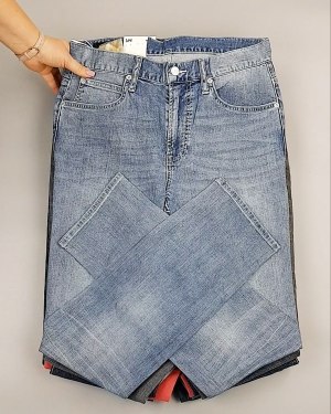 Фотография  954 - Джинсы LEE м/ж#7,9 кг, ЛОТ №7032 оптом в Майкопе и Адыгее