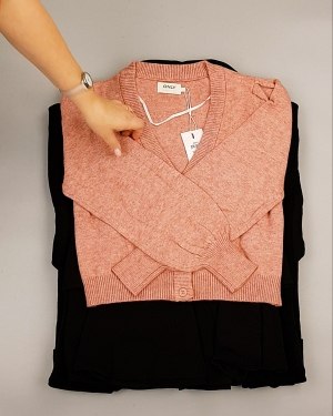 Фотография  378 - ONLY Winter mix 104#15 кг, ЛОТ №7182 оптом в Майкопе и Адыгее