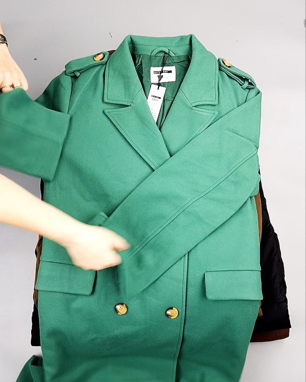 Фотография  751 - Верхняя одежда BESTSELLER Дания 104#10 кг, ЛОТ СТ-10158 оптом в Майкопе и Адыгее