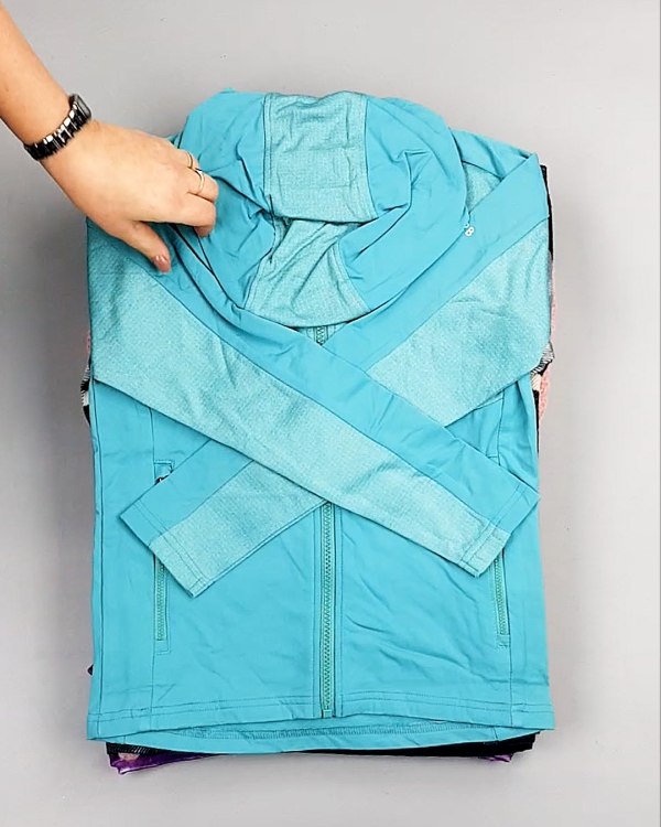 Фотография  865 - KIDS mix Italy 114#5 кг, ЛОТ №7285 оптом в Майкопе и Адыгее