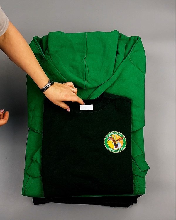 Фотография  907 - Толстовки м/ж (Sweat Tops)#20 кг, ЛОТ №7431 оптом в Майкопе и Адыгее