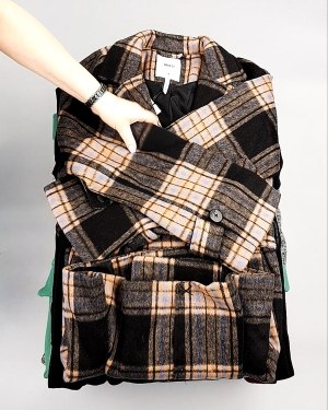 Фотография  619 - Пальто Bestseller 104#10,75 кг, ЛОТ №7561 оптом в Майкопе и Адыгее