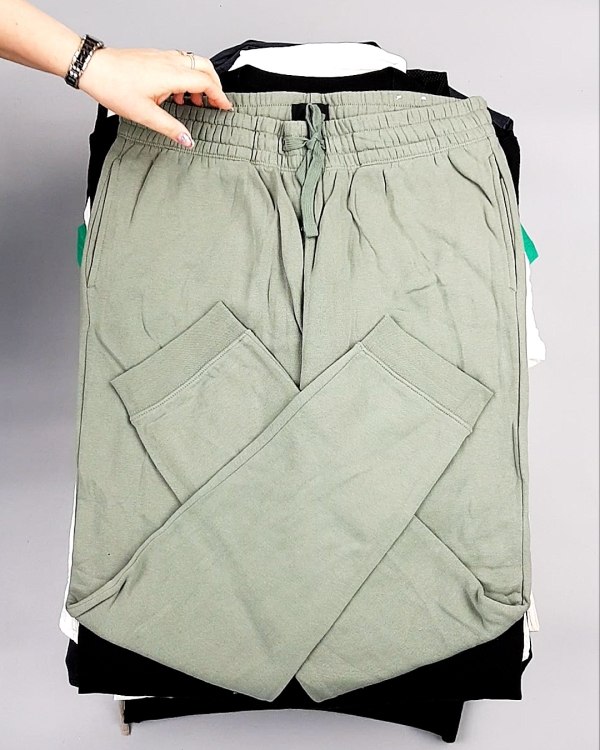 Фотография  927 - 12191 H&M mix textil 1224#25 кг, ЛОТ №7489 оптом в Майкопе и Адыгее