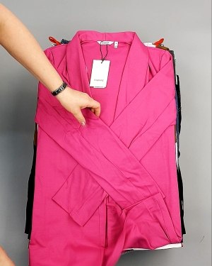 Фотография  926 - Bestseller Summer mix 104#15 кг, ЛОТ №7494 оптом в Майкопе и Адыгее