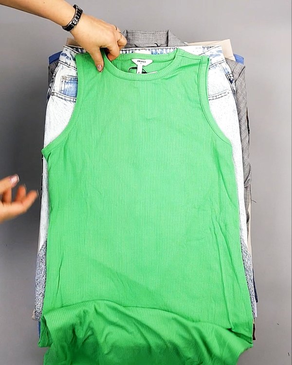 Фотография  672 - Bestseller Summer mix 104#15 кг, ЛОТ №7491 оптом в Майкопе и Адыгее