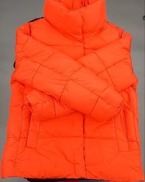 Купить Верхняя одежда AMAZON жен 015#10 кг, ЛОТ №7712 оптом в Майкопе и Адыгее