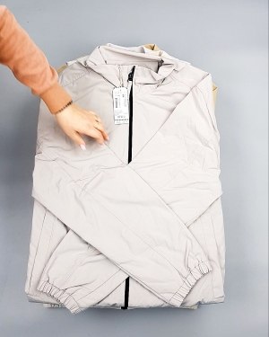 Фотография  304 - Верхняя одежда весна TOM TAILOR 124#7,1 кг, ЛОТ №7580 оптом в Майкопе и Адыгее