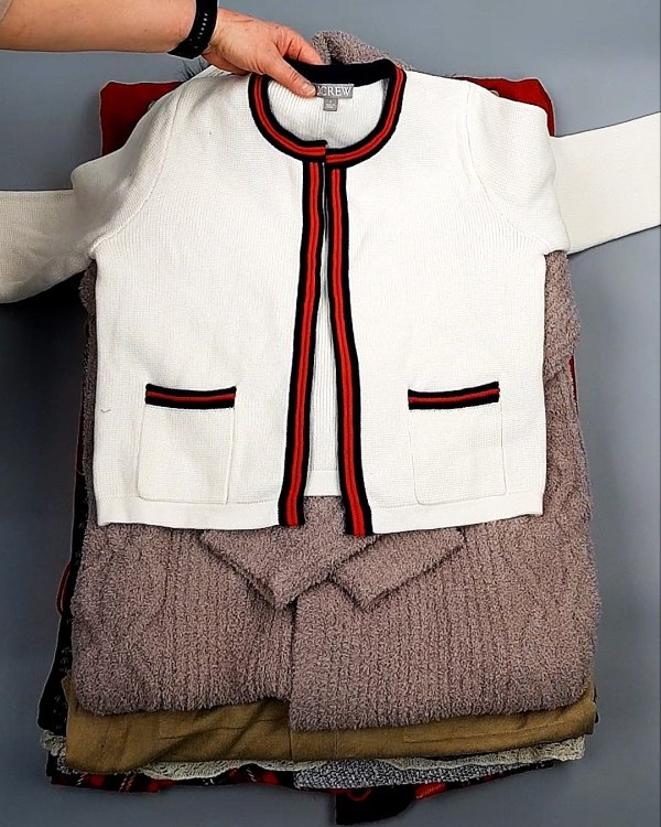 Фотография  347 - Кардиганы СТОК CAN 084#7 кг, ЛОТ №7672 оптом в Майкопе и Адыгее