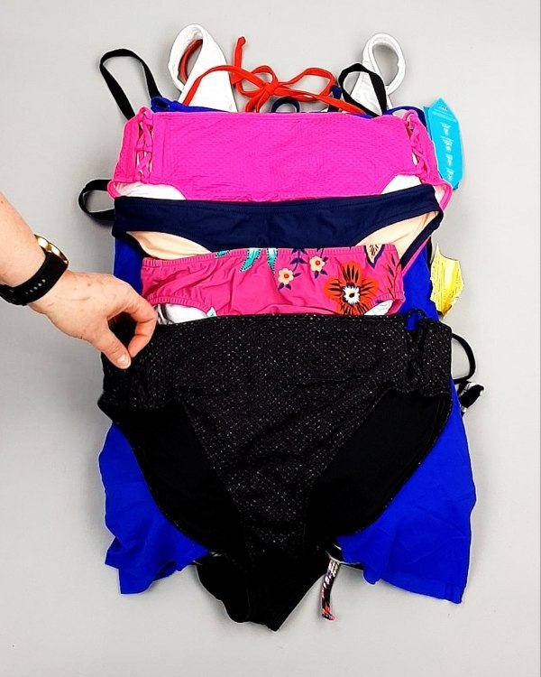 Фотография  686 - Купальники СТОК CAN 124#5 кг, ЛОТ №7690 оптом в Майкопе и Адыгее