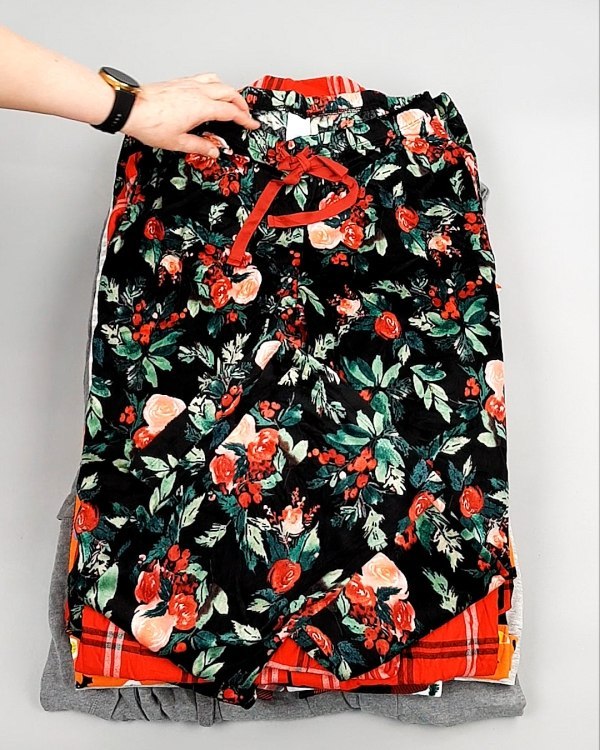 Фотография  489 - Домашняя одежда м/ж AMAZON 015#7 кг, ЛОТ №7782 оптом в Майкопе и Адыгее